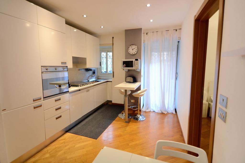 We Love It - Bestbnb Garbatella روما المظهر الخارجي الصورة